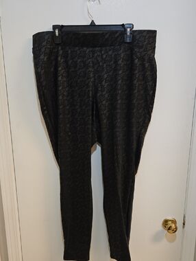 Torrid Black Lace-Pattern Faux Leather Leggings